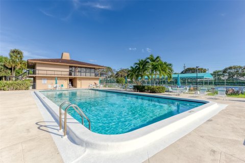 Copropriété à vendre à Boca Raton, Floride: 2 chambres, 101.26 m2 № 1134897 - photo 4