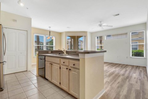 Condominio en alquiler en Maitland, Florida, 1 dormitorio, 69.31 m2 № 1346910 - foto 7