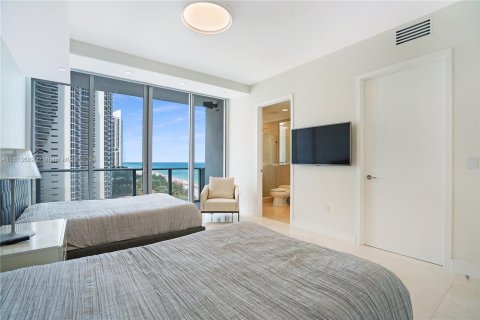 Condo in Sunny Isles Beach, Florida, 3 bedrooms  № 1239654 - photo 14