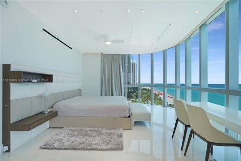 Condo in Sunny Isles Beach, Florida, 3 bedrooms  № 1239654 - photo 11