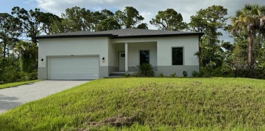 House in Port Charlotte, Florida 4 bedrooms, 159.05 sq.m. № 1276749