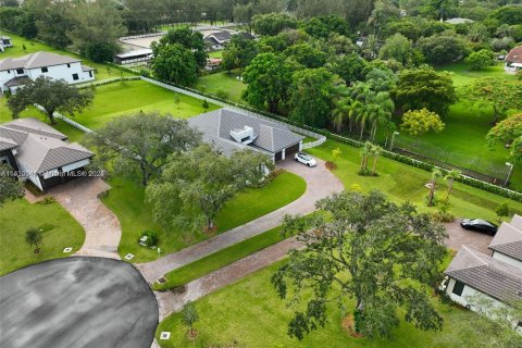 Villa ou maison à vendre à Southwest Ranches, Floride: 4 chambres № 1305421 - photo 14