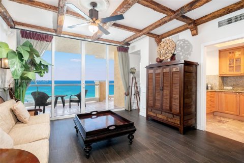 Copropriété à vendre à Sunny Isles Beach, Floride: 3 chambres, 205.69 m2 № 1167916 - photo 13