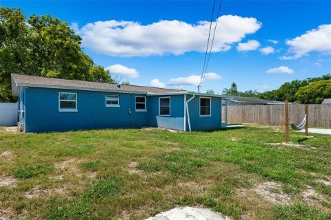 House in New Port Richey, Florida 3 bedrooms, 120.4 sq.m. № 1324801 - photo 25