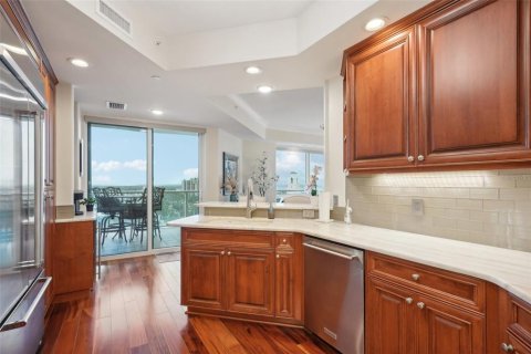 Copropriété à vendre à Saint Petersburg, Floride: 2 chambres, 204.66 m2 № 1373770 - photo 24