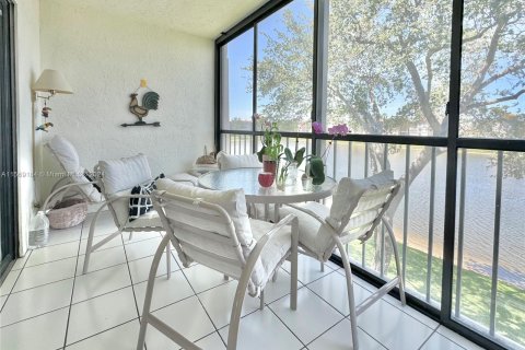Condominio en venta en Delray Beach, Florida, 2 dormitorios, 124.4 m2 № 1118825 - foto 2
