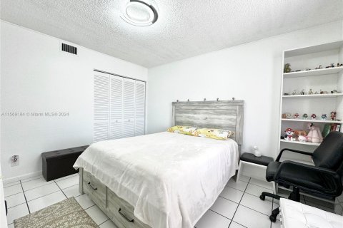 Condominio en venta en Delray Beach, Florida, 2 dormitorios, 124.4 m2 № 1118825 - foto 17