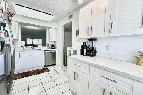 Condominio en venta en Delray Beach, Florida, 2 dormitorios, 124.4 m2 № 1118825 - foto 9
