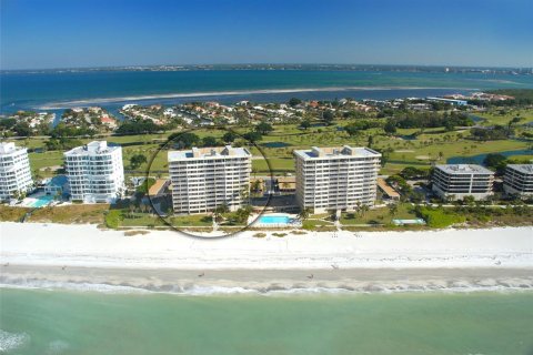 Copropriété à vendre à Longboat Key, Floride: 2 chambres, 135.45 m2 № 1357859 - photo 1