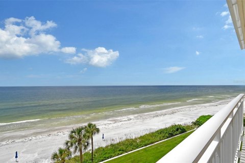 Condo in Longboat Key, Florida, 2 bedrooms  № 1357859 - photo 10