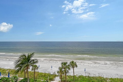 Condo in Longboat Key, Florida, 2 bedrooms  № 1357859 - photo 7