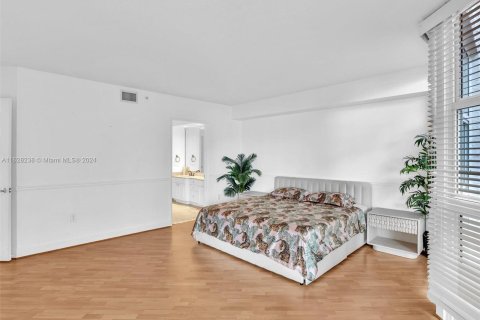 Condo in Aventura, Florida, 3 bedrooms  № 1293534 - photo 27