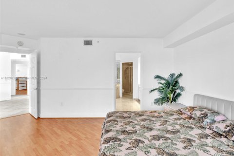 Condo in Aventura, Florida, 3 bedrooms  № 1293534 - photo 26