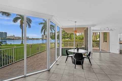 Copropriété à vendre à Aventura, Floride: 3 chambres, 197.88 m2 № 1293534 - photo 22