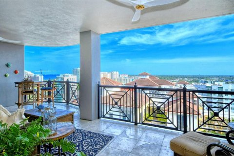 Condominio en alquiler en Sarasota, Florida, 2 dormitorios, 155.24 m2 № 499459 - foto 8