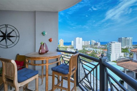 Condo in Sarasota, Florida, 2 bedrooms  № 499459 - photo 11