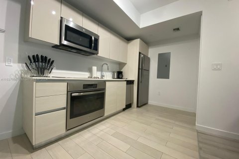 Copropriété à vendre à Hallandale Beach, Floride: 2 chambres, 95.5 m2 № 1310011 - photo 25