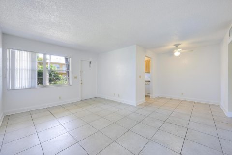 Copropriété à vendre à Lantana, Floride: 1 chambre, 57.6 m2 № 1175232 - photo 16