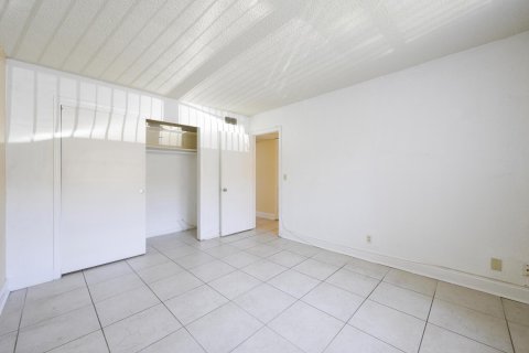 Copropriété à vendre à Lantana, Floride: 1 chambre, 57.6 m2 № 1175232 - photo 11