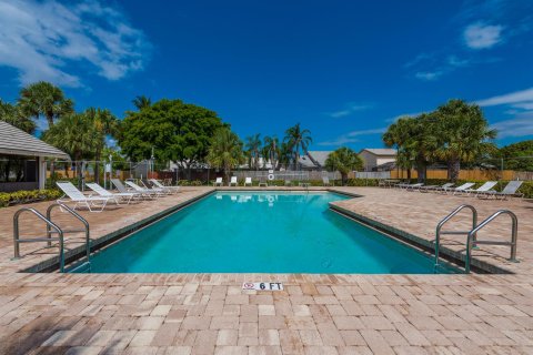 Villa ou maison à vendre à Lake Worth, Floride: 3 chambres, 137.22 m2 № 1228855 - photo 2