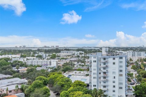 Copropriété à vendre à Miami Beach, Floride: 22.95 m2 № 1355255 - photo 3