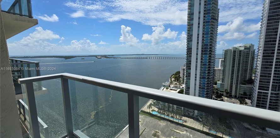 Apartamento en Miami, Florida 2 dormitorios, 105.91 m2 № 1355339