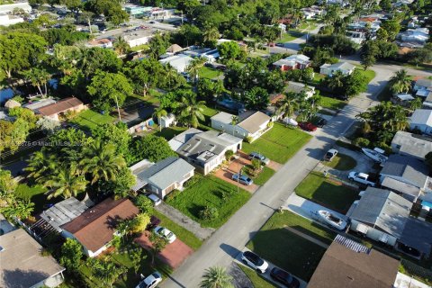 Casa en venta en Hollywood, Florida, 3 dormitorios, 147.16 m2 № 1355293 - foto 6