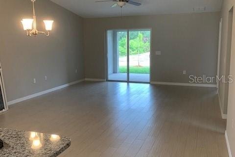 Immobilier commercial à vendre à Port Charlotte, Floride: 6 chambres, 225.57 m2 № 844941 - photo 13