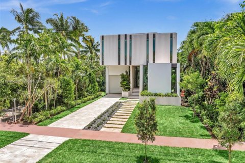 Villa ou maison à vendre à Miami Beach, Floride: 5 chambres, 338.72 m2 № 1239578 - photo 2