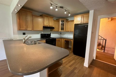 Condo in Plantation, Florida, 1 bedroom  № 1356751 - photo 3