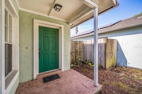 Casa en venta en Brandon, Florida, 3 dormitorios, 130.99 m2 № 1108490 - foto 5