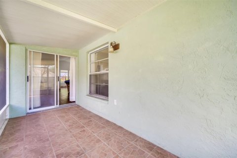 Villa ou maison à vendre à Brandon, Floride: 3 chambres, 130.99 m2 № 1108490 - photo 17