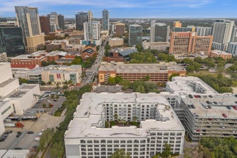 Condo in Orlando, Florida, 1 bedroom  № 1372293 - photo 17