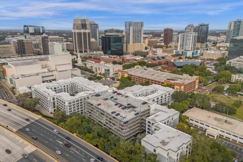 Condo in Orlando, Florida, 1 bedroom  № 1372293 - photo 16