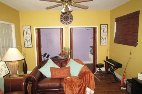 Casa en venta en Miramar, Florida, 3 dormitorios, 214.51 m2 № 1224090 - foto 11