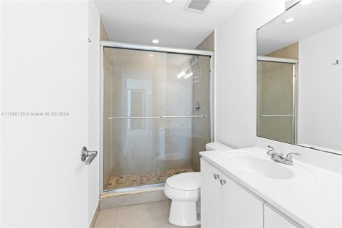 Copropriété à vendre à Miami Beach, Floride: 2 chambres, 122.63 m2 № 1224032 - photo 25