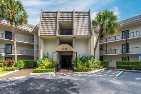 Condominio en venta en Tamarac, Florida, 1 dormitorio, 69.68 m2 № 1210343 - foto 24