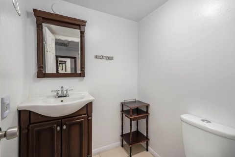 Copropriété à vendre à Tamarac, Floride: 1 chambre, 69.68 m2 № 1210343 - photo 16