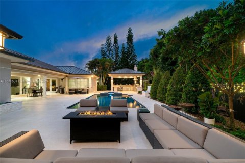 Villa ou maison à vendre à Palmetto Bay, Floride: 6 chambres, 342.25 m2 № 1132394 - photo 25