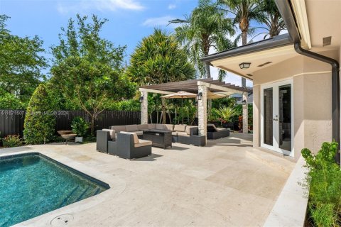 Villa ou maison à vendre à Palmetto Bay, Floride: 6 chambres, 342.25 m2 № 1132394 - photo 24