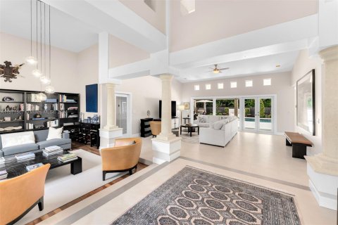 Villa ou maison à vendre à Palmetto Bay, Floride: 6 chambres, 342.25 m2 № 1132394 - photo 5