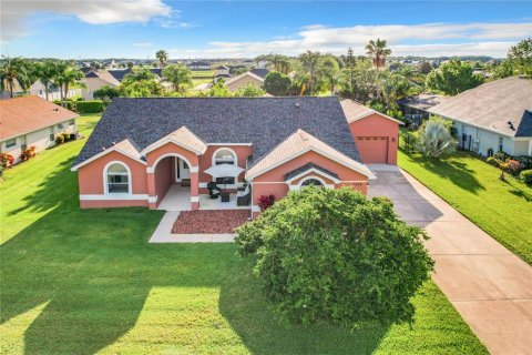 Villa ou maison à vendre à Kissimmee, Floride: 4 chambres, 210.8 m2 № 1108413 - photo 7