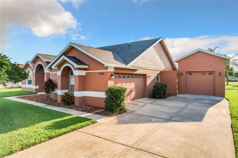 Casa en venta en Kissimmee, Florida, 4 dormitorios, 210.8 m2 № 1108413 - foto 1