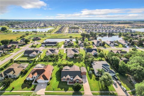 Villa ou maison à vendre à Kissimmee, Floride: 4 chambres, 210.8 m2 № 1108413 - photo 13