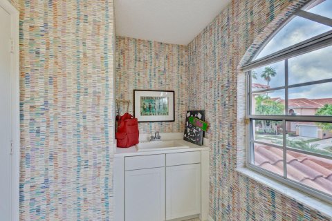 Condo in Palm Beach Gardens, Florida, 3 bedrooms  № 925245 - photo 8