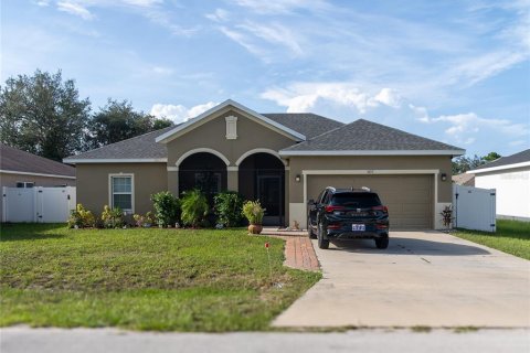 House in Kissimmee, Florida 3 bedrooms, 158.21 sq.m. № 1339290 - photo 1