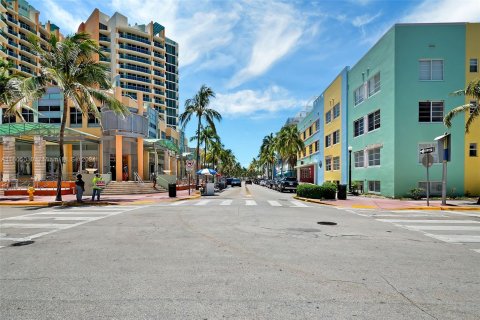 Immobilier commercial à vendre à Miami Beach, Floride № 1225536 - photo 16