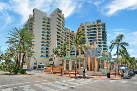 Propiedad comercial en venta en Miami Beach, Florida № 1225536 - foto 21