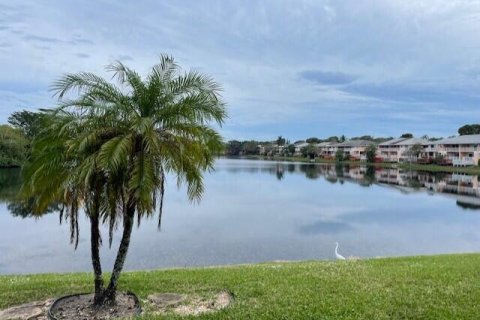 Condo in Oakland Park, Florida, 2 bedrooms  № 963686 - photo 29