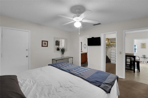 House in Deerfield Beach, Florida 3 bedrooms, 114.46 sq.m. № 856080 - photo 13